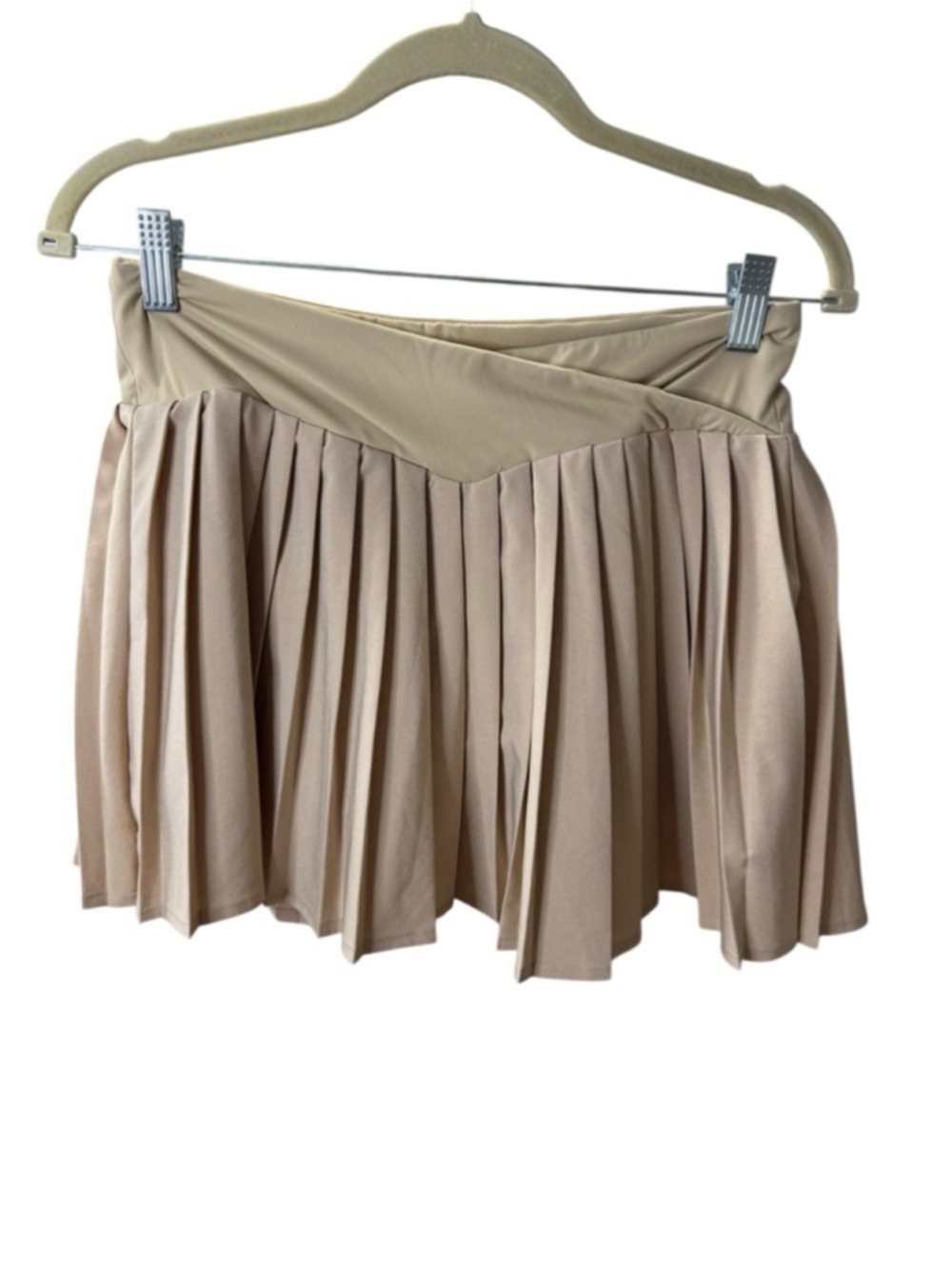 Women's FOREVER 21 Beige Pleated Athletic Skort M
